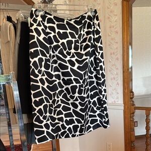 INC International Concepts 100% Silk Black and White Knee-Length Pencil Skirt